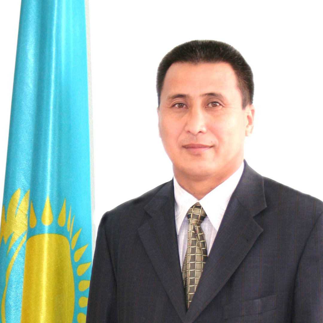 Алмасбек ӘБСАДЫҚОВ