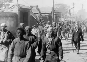 Яшмовый император против Запада