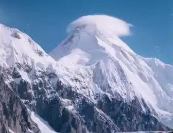 По ледникам над облаками