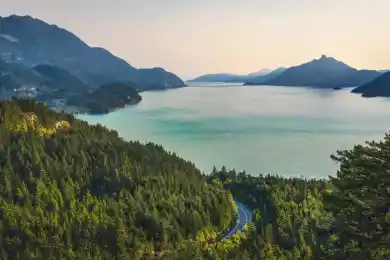 Назарбаев критикует деятельность Нацбанка