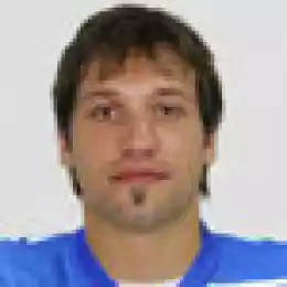 "Маменькин сынок", внушающий страх