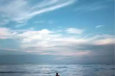 Чем снег белей,тем ярче неба просинь