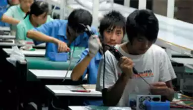 Всемирная фабрика в шоке