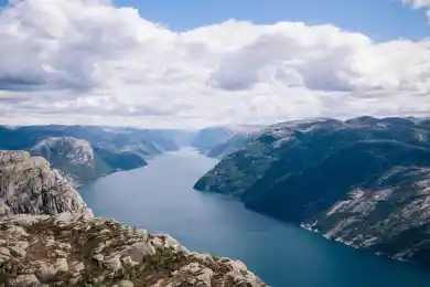 В Синьцзяне открыта новая зона приграничной торговли между Китаем и Казахстаном