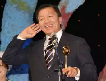 "Это еще не точка, это запятая"