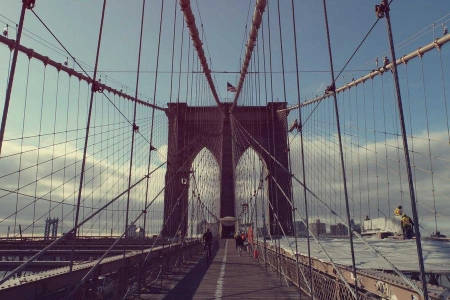 Закрыть институт за отрицание Голодомора