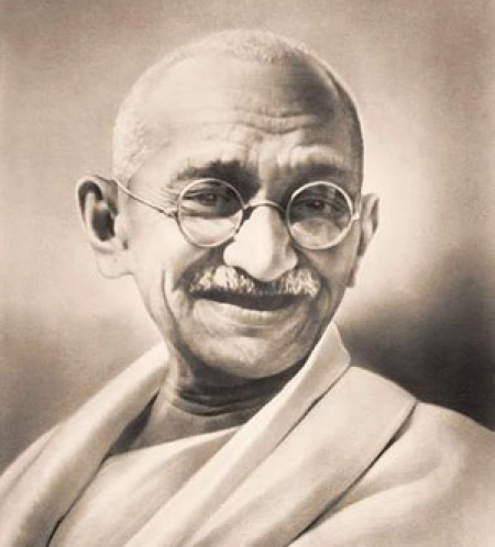 Родился Махатма Ганди