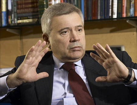 "Советское" воспитание Вагита Алекперова