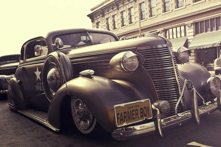 Пистолеро не промахнулся