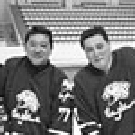 Открыться миру через хоккей