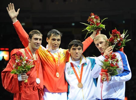 Бронзовый кулак Еркебулана